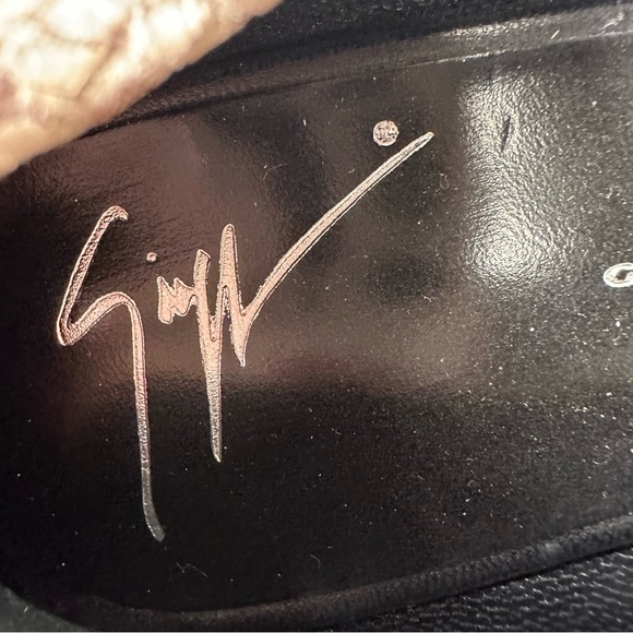 Giuseppe Zanotti 🎂 Snake embossed leather, top strap with contrast red heelSz37 - Picture 8 of 9